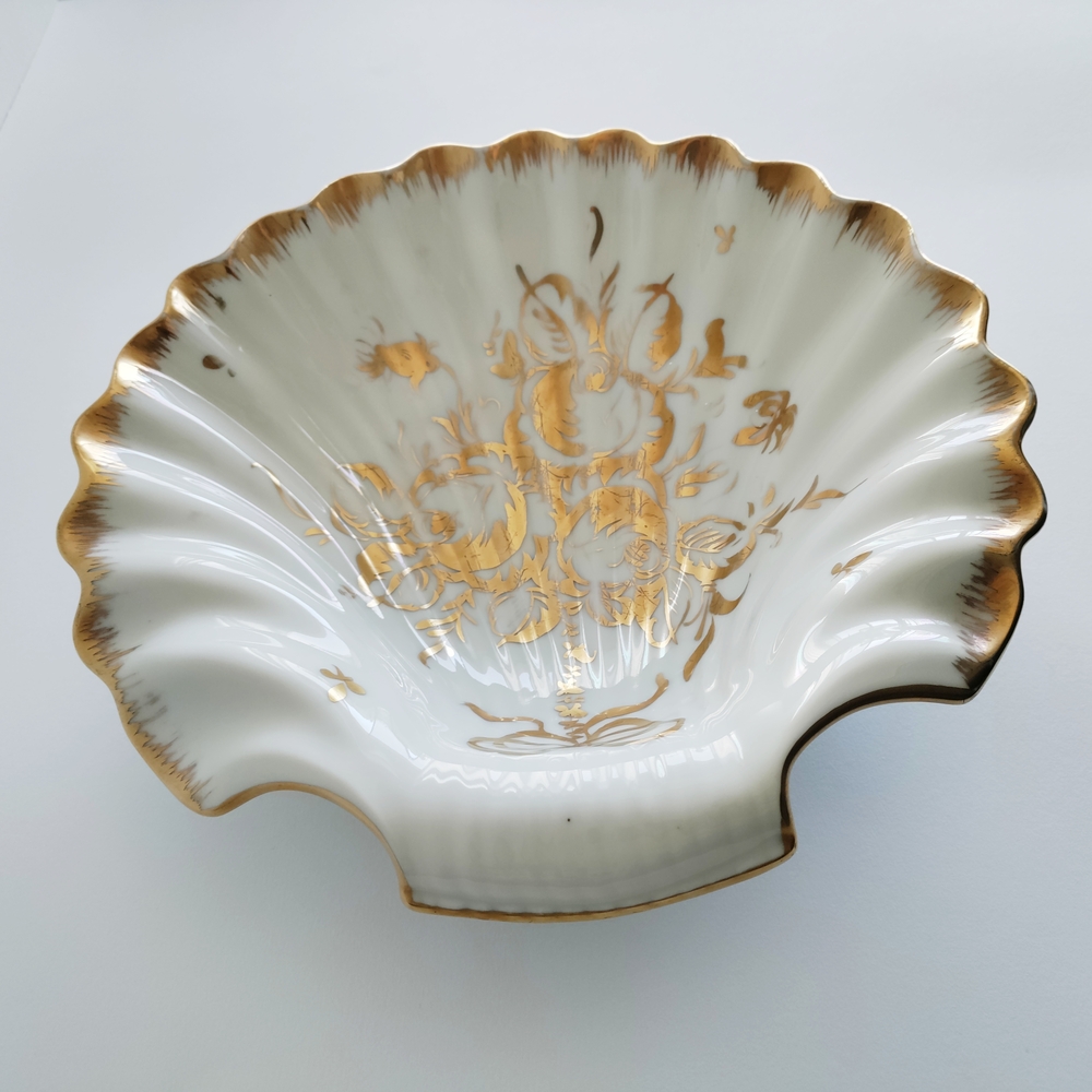 VTG Limoges Gold and White  Porcelain Floral Shell Dish 11 in Diameter
